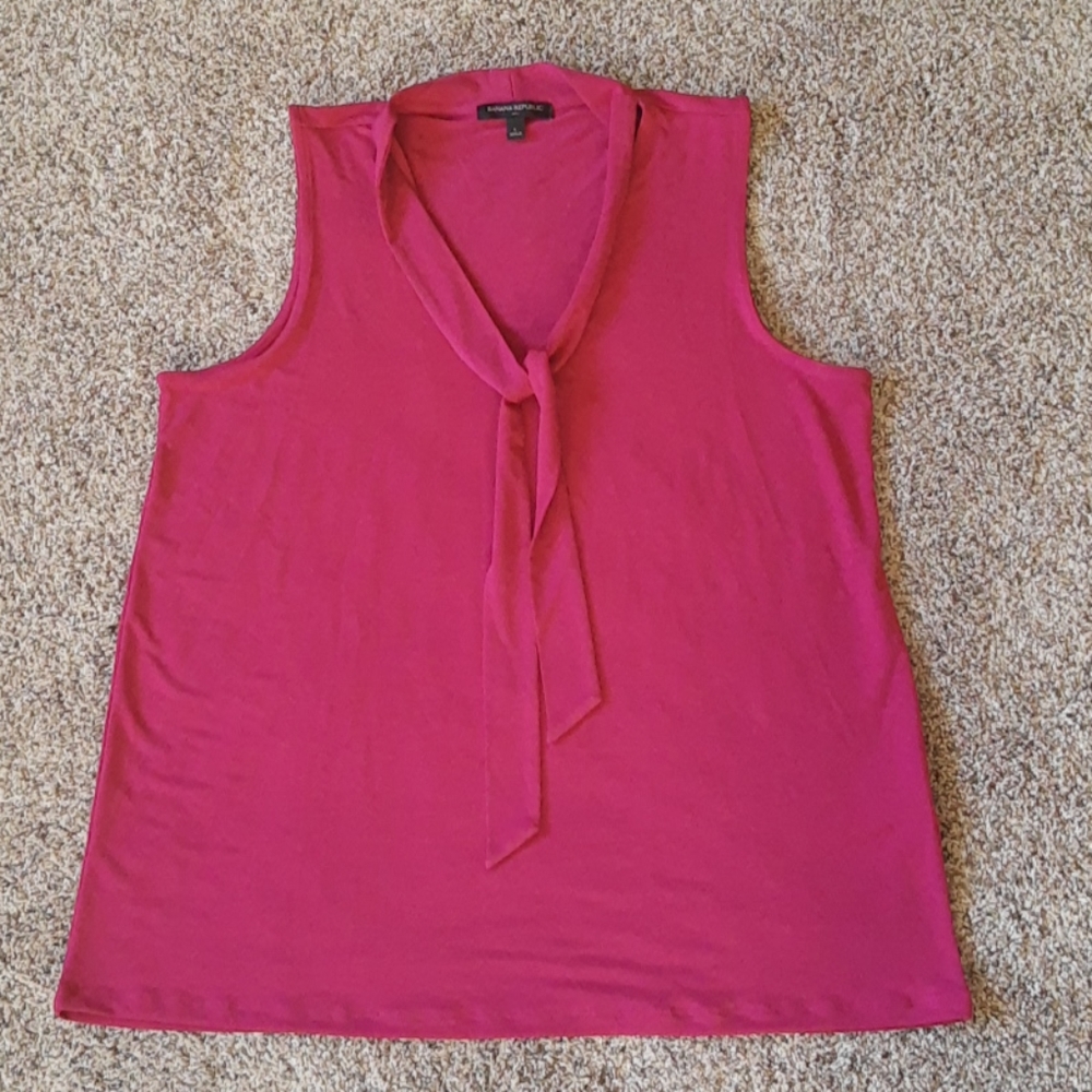 Banana Republic Magenta Top
